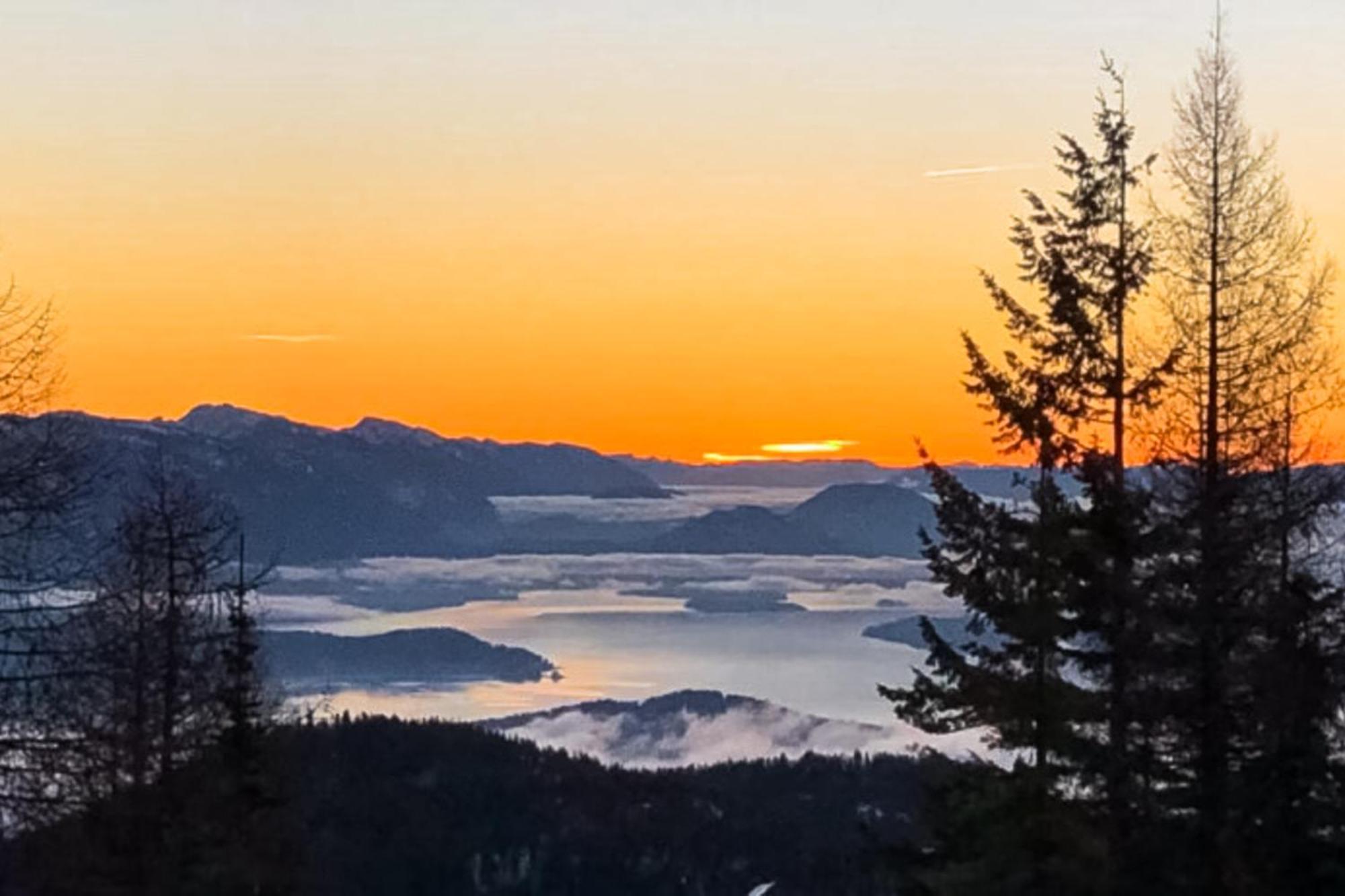 Schweitzer Castle Villa Sandpoint Ngoại thất bức ảnh