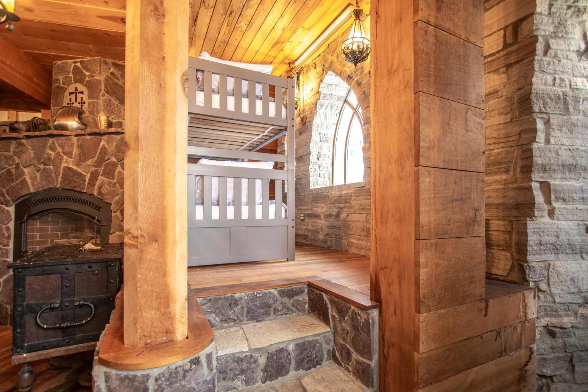 Schweitzer Castle Villa Sandpoint Ngoại thất bức ảnh