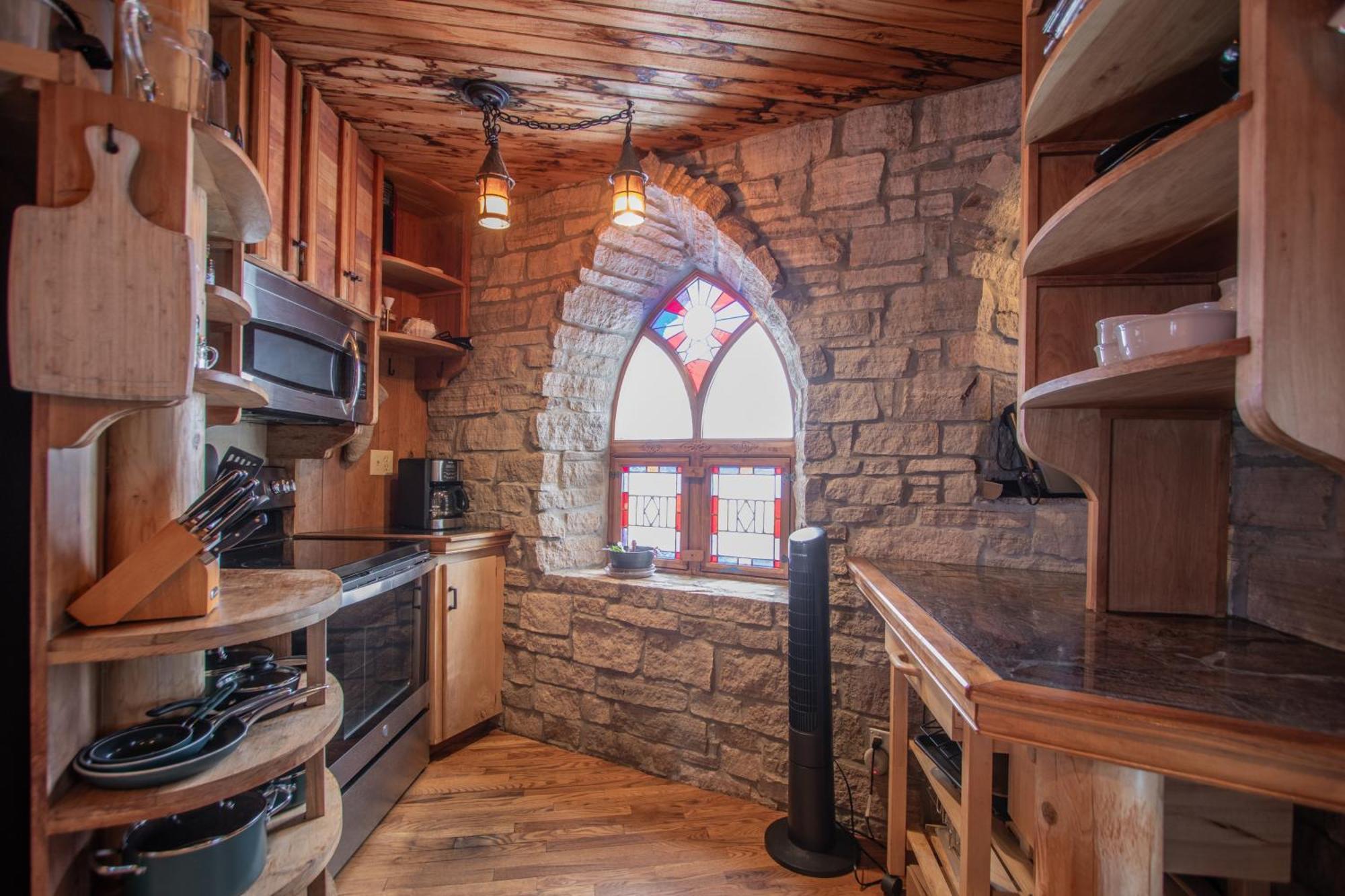 Schweitzer Castle Villa Sandpoint Ngoại thất bức ảnh